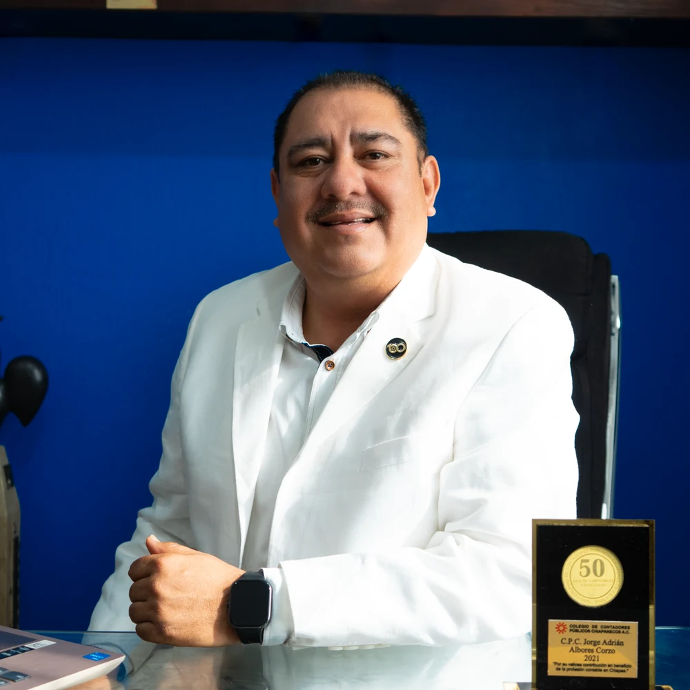 C.P.C. y L.D. Jorge Adrián Albores Corzo